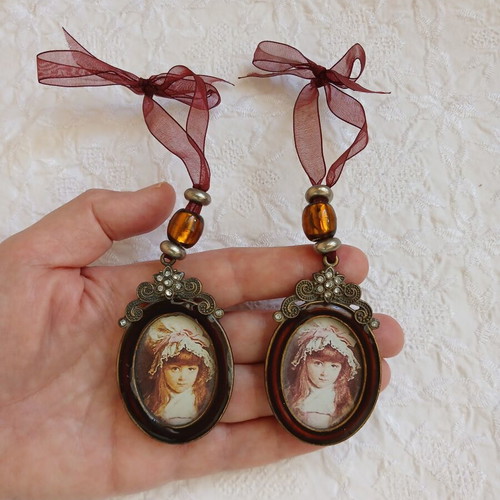Set of vintage miniature enamel frames with beads and crystals