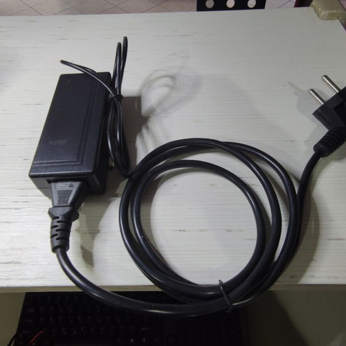 Power supply stable output used 12V 3A