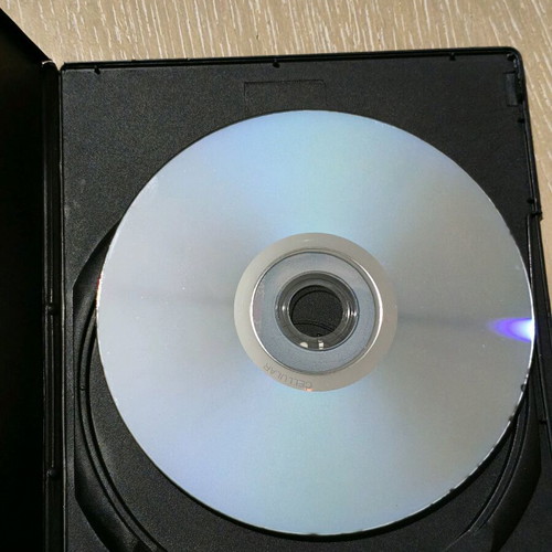 Cellular DVD like new, crime thriller with Chris Evans