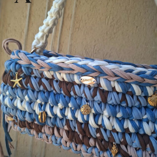 Knitted blue shoulder bag with marine details, new