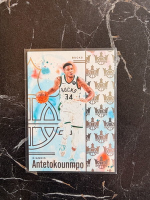 Κάρτα Giannis Antetokounmpo 2024-25 Panini Court Kings σαν καινούργιο