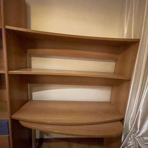 Neoset bookshelf used with desk and shelves