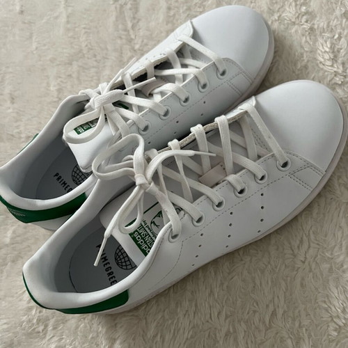 Adidas athletic shoes size 37 like new, white and green