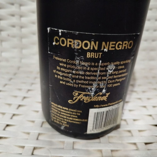 Freixenet Cordon Negro Brut white dry sparkling wine like new, 750ml