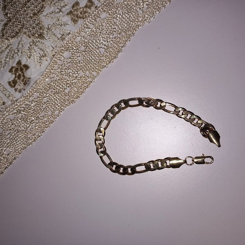 Men's gold bracelet like new, chain design