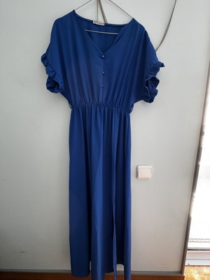 Blue dress used, size XL with minor wear
