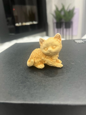 Handmade cat miniature like new with details