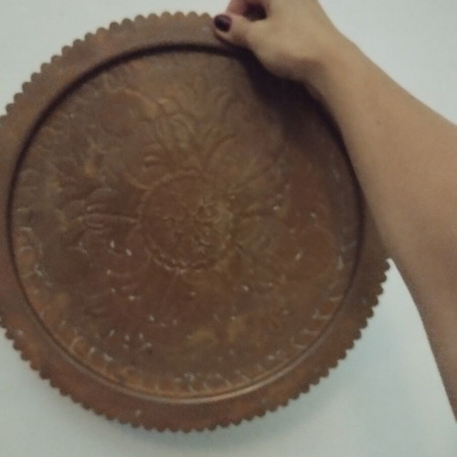 Decorative plate used, medium size, tabletop or hanging