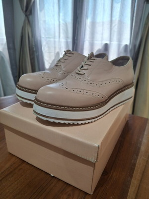 Oxford shoes Tsakiris Mallas, like new, size 37, salmon color