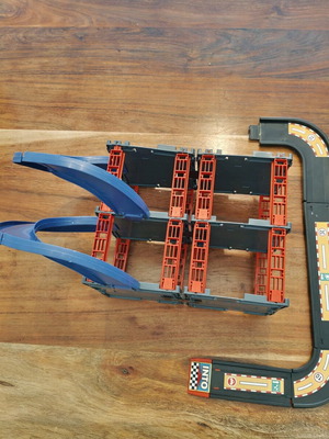 Two-Story Car Garage used, plastic assembly toy