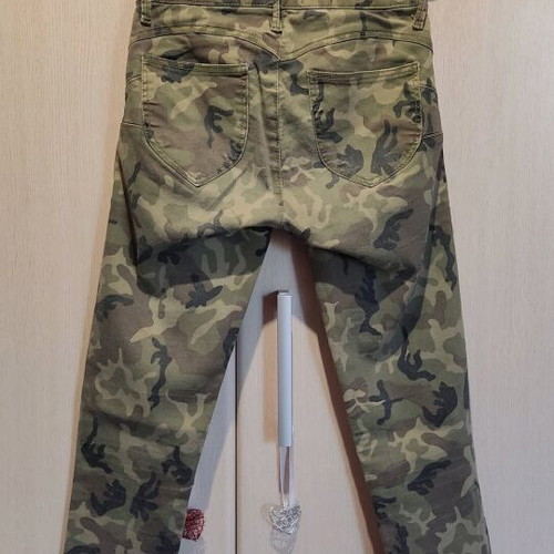 Tally Weijl Camo Print Skinny Jeans like new, size 36/38