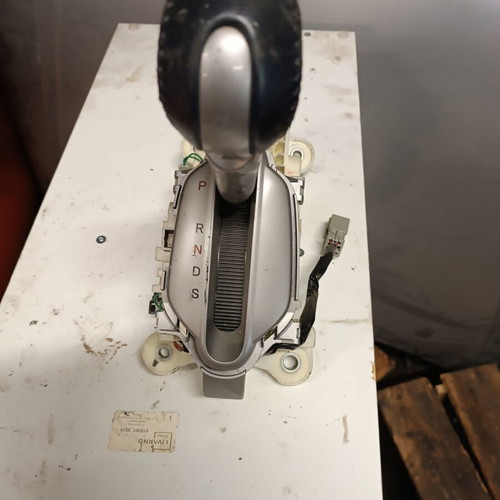 Automatic gear selector for Honda Insight '09-'12 like new