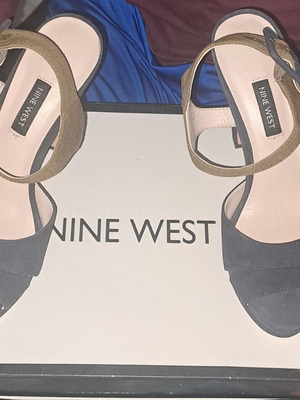 Nine West women's pumps size 37.5 like new, blue and brown
