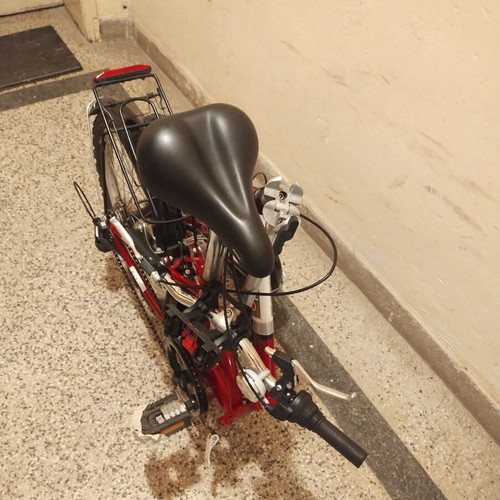 Foldo 20 Inch Folding Bicycle like new, red, 6 speeds