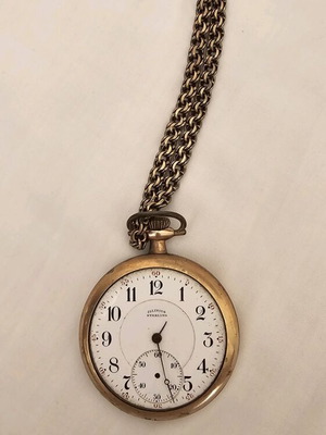Ръчно навиващ се часовник Illinois Sterling