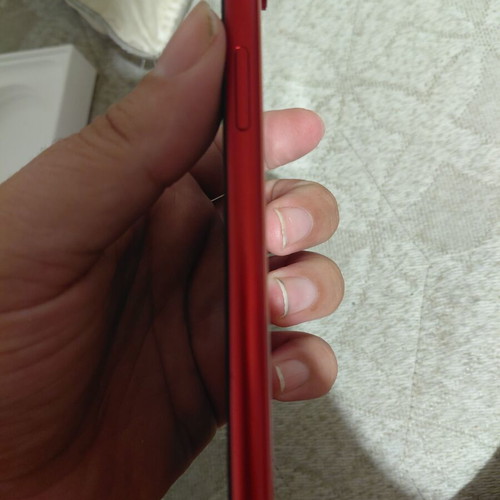 Apple iPhone XR 64GB red with broken back