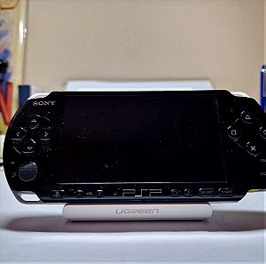 PSP 3004 Piano Black + 5 ΠΑΙΧΝΙΔΙΑ Tekken / Tom clancy (2) / Star wars battle front / God of War