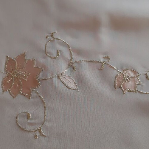 Table runner in fabric tsevre new, salmon color