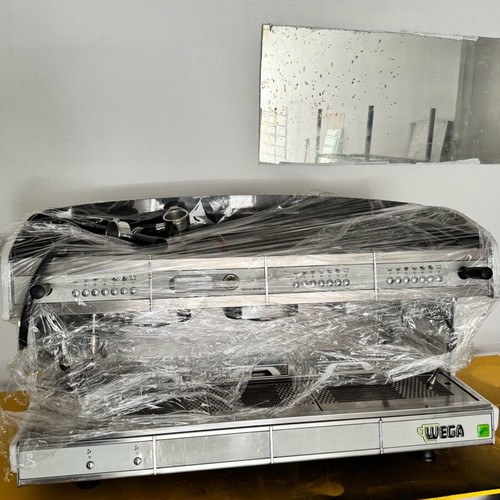 Wega professional 3 group machine used