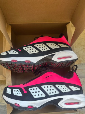 Nike Air Max Sndr γυναικεία αθλητικά παπούτσια νούμερο 42, άριστη κατάσταση