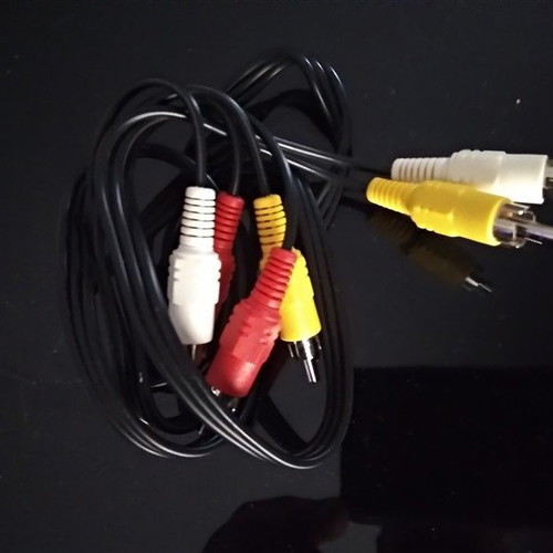 Image and audio connection cable 3 RCA plugs to 3 RCA plugs new
