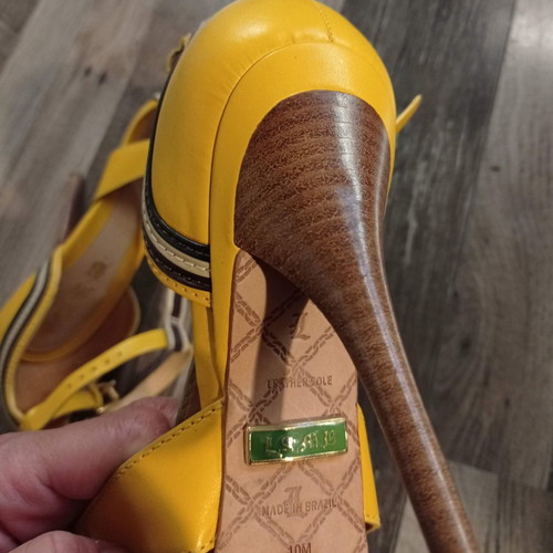 L.A.M.B. shoes used, 100% leather, size 41