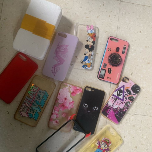 iPhone 8 Plus accessories like new, 3 screen protectors and 10 phone cases