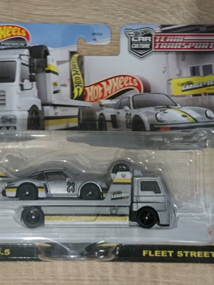 Hot Wheels Team Transport Porsche 934.5 καινούργιο