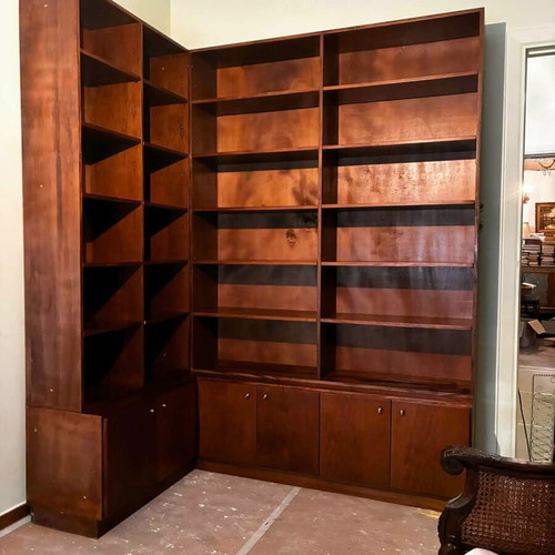 Corner bookcase, large brown wood, 24 shelves, 3 double cabinets