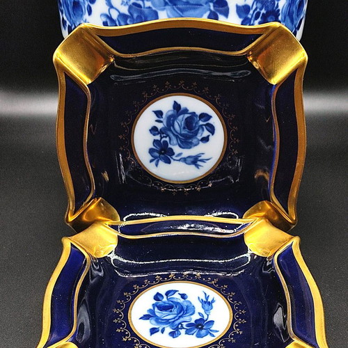 Bavaria porcelain set large vase with 2 ashtrays like new