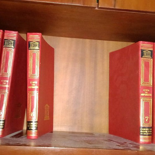 Encyclopedia History of Humanity UNESCO new, 6 volumes