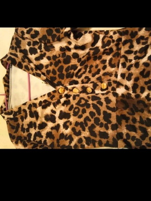 Leopard bodysuit like new, size M