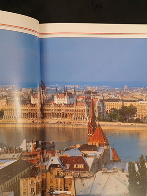 Budapest magazine used