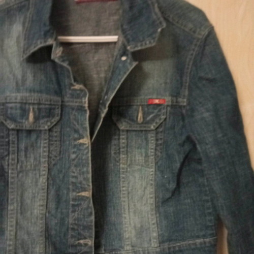 Denim jacket like new, size M, blue