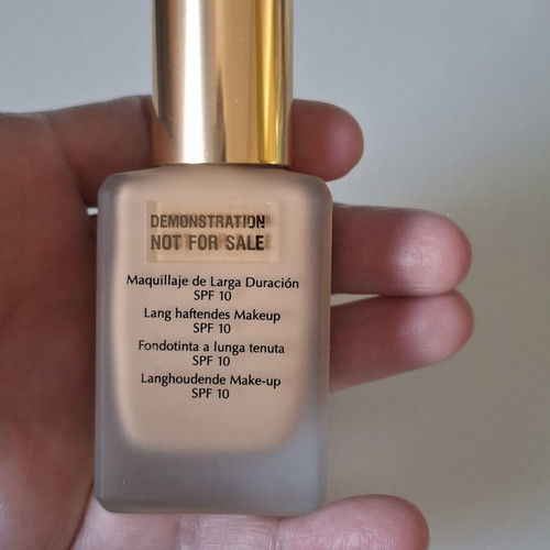 Estee Lauder Double Wear Stay-in-Place Makeup 3W2 Cashew