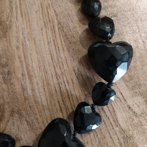 Women's necklace with black hearts new