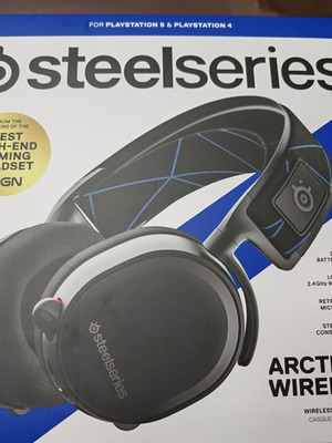 Steelseries arctis 7p безжичен