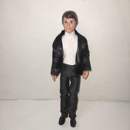 John John el Greco doll used with original shoes and jacket