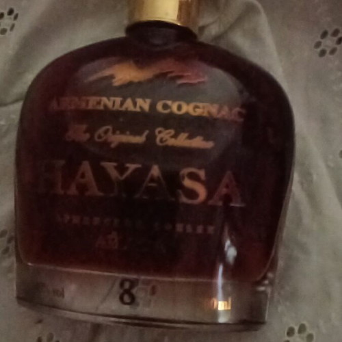 Hayasa Armenian Cognac 8 Years Exclusive new, sealed 0.7L