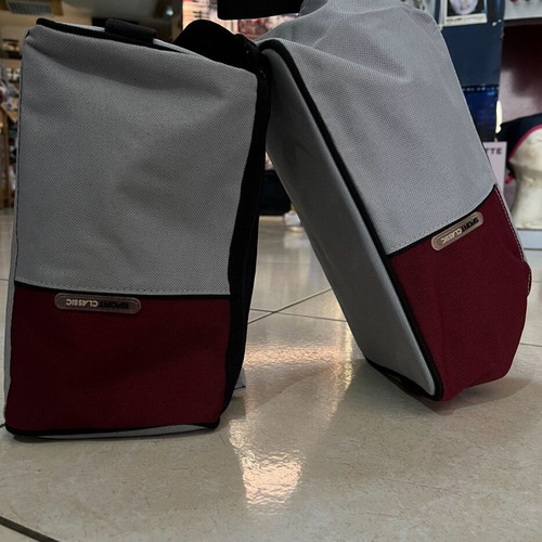Unisex toiletry bag grey/burgundy new with large compartment