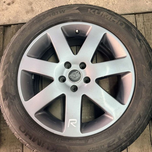Car tires with rims set, size 225/55 R17