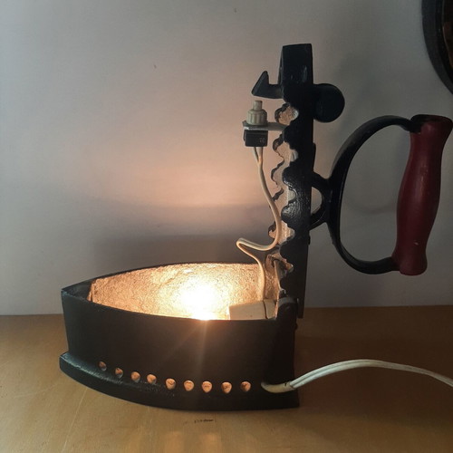 Charcoal Iron lamp like new, vintage decoration