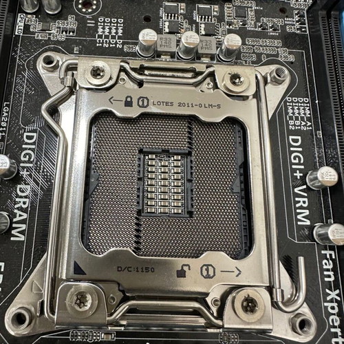 Asus P9X79 motherboard Socket 2011 like new
