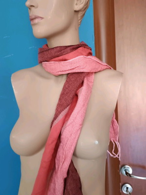 Scarf like new, red and pink