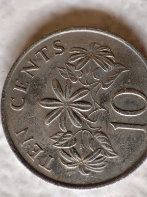 Singapore 10 cents coin used, very good condition