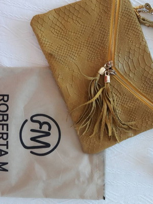 Borsa Roberta M leather shoulder bag, mustard color
