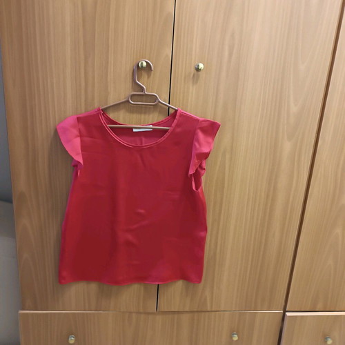 Satin blouse in red color like new, non-shiny