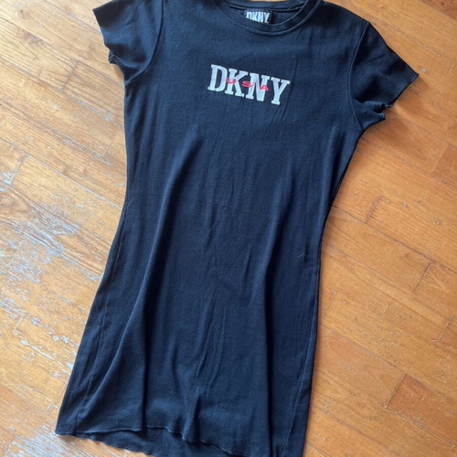DKNY black dress like new, fitted cotton