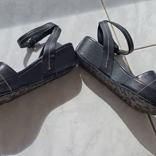 Timberland sandals size 38.5 used, black leather, 5cm heel