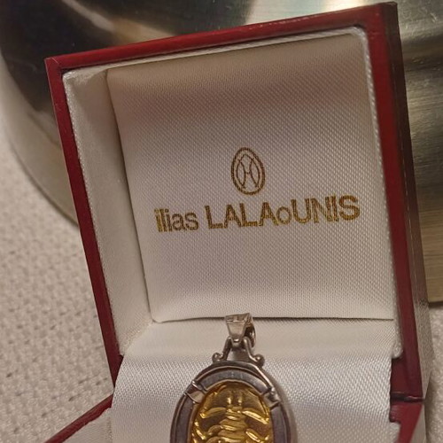 Lalaounis Scorpio Pendant necklace like new, gold and silver